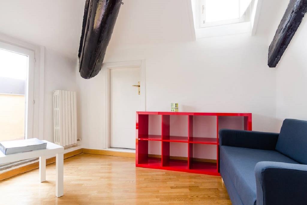 V12 Design Apartments Milan Ruang foto