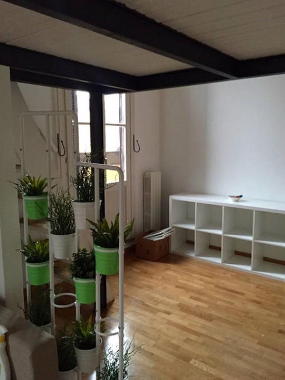 V12 Design Apartments Milan Ruang foto